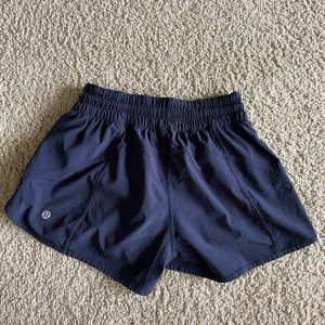 LULULEMON tracker V shorts, size 8